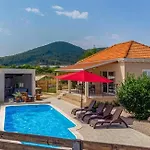 Villa Mab Sweet By Guide Vela Luka