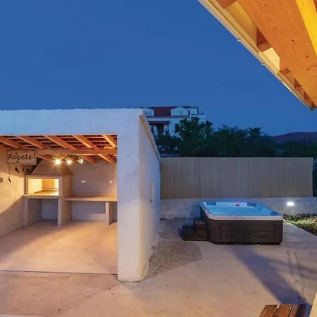 Mab Sweet By Guide * Вела-Лука