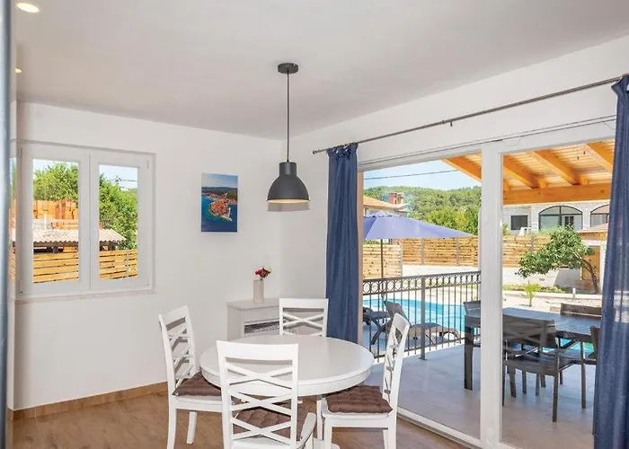 Mab Sweet By Guide Villa