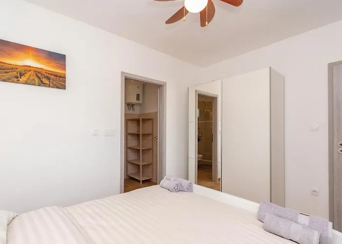 Villa Mab Sweet By Guide Vela Luka